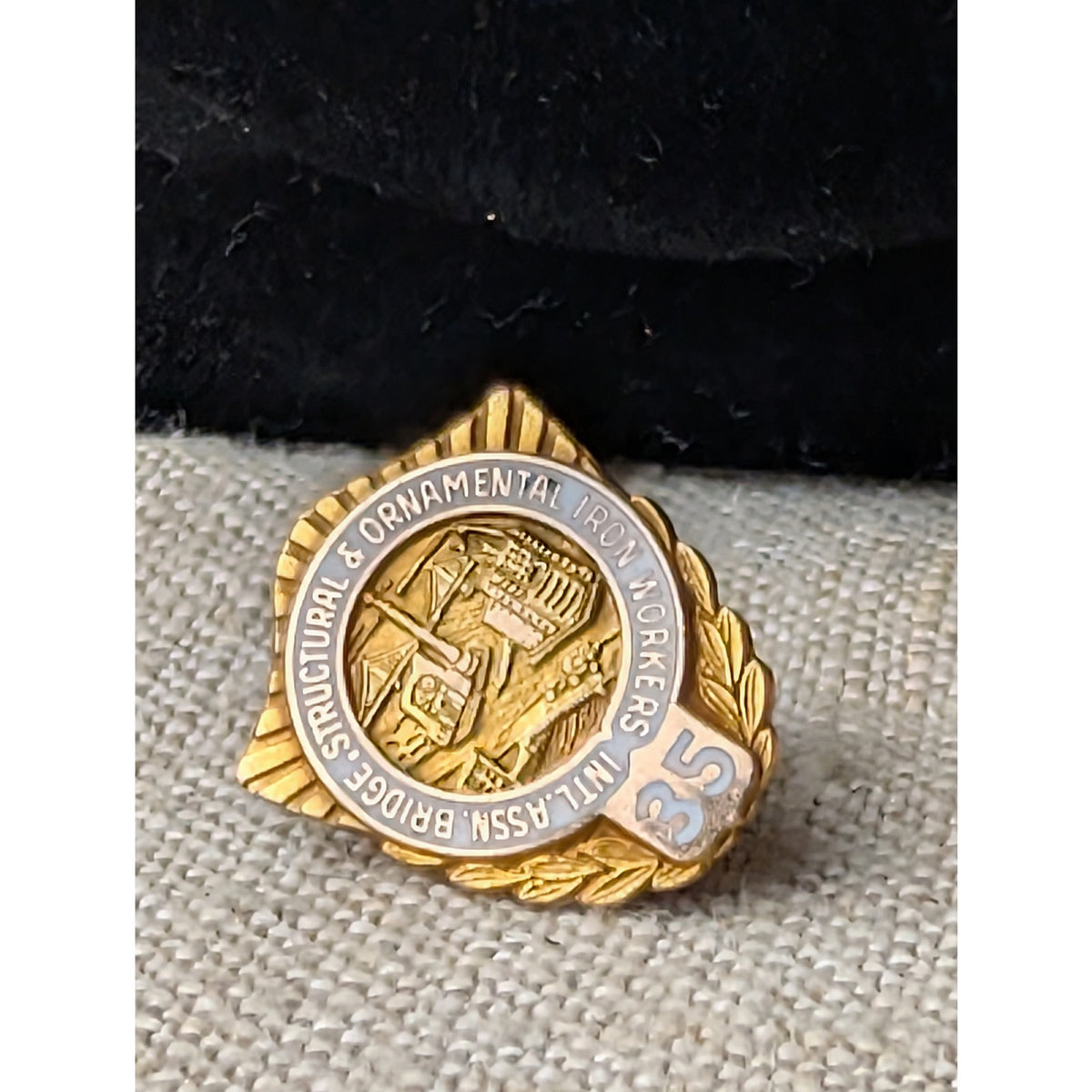 Vintage Solid 10K Gold Iron Workers Union 35 Year Service Pin 2g Lapel Tie Tac
