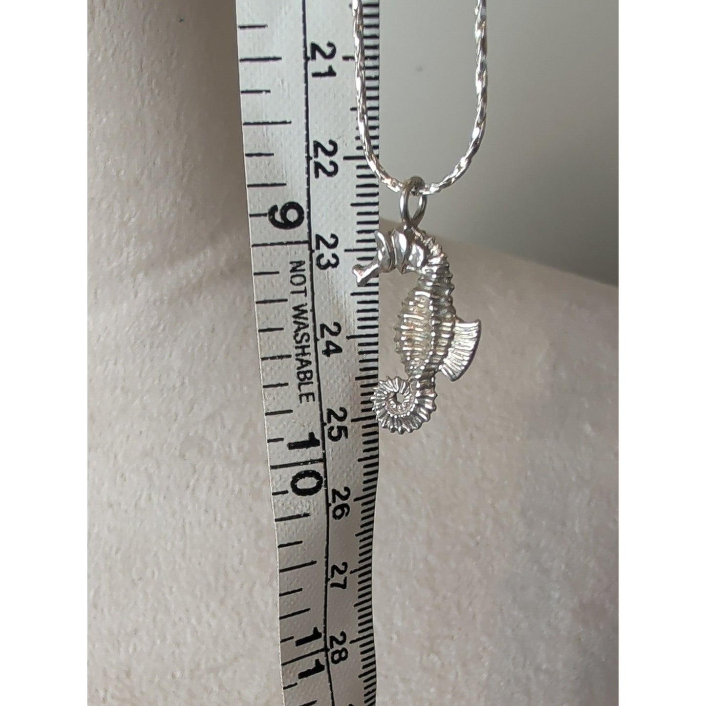925 Sterling Silver Seahorse Pendant Necklace Ocean Coastal Beach Nautical