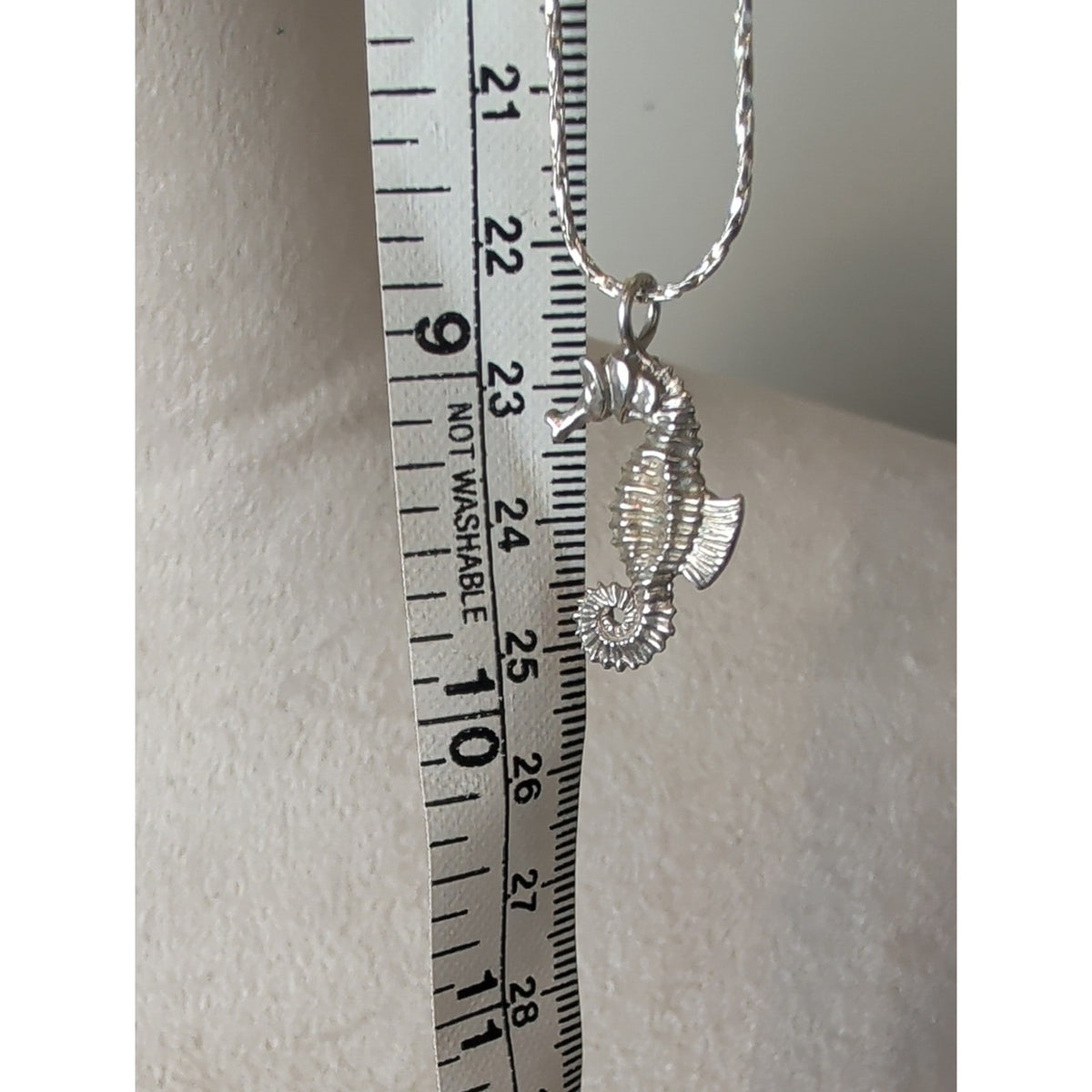 925 Sterling Silver Seahorse Pendant Necklace Ocean Coastal Beach Nautical