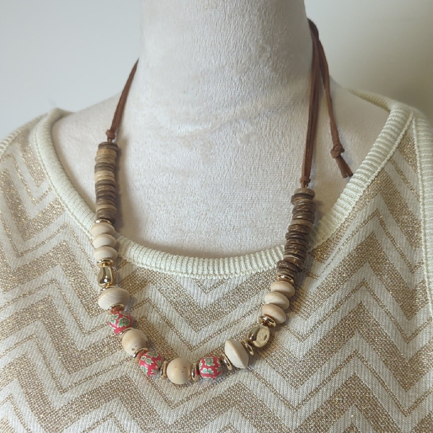 Y2K Vera Bradley Boho Luxury Painted Necklace With Suede Leather Strap