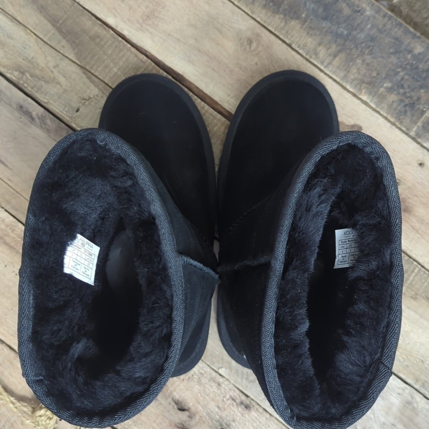 UGG Koolaburra  Slip On Suede Leather Sheepskin Boots Wool/Poly Sherpa Size 6