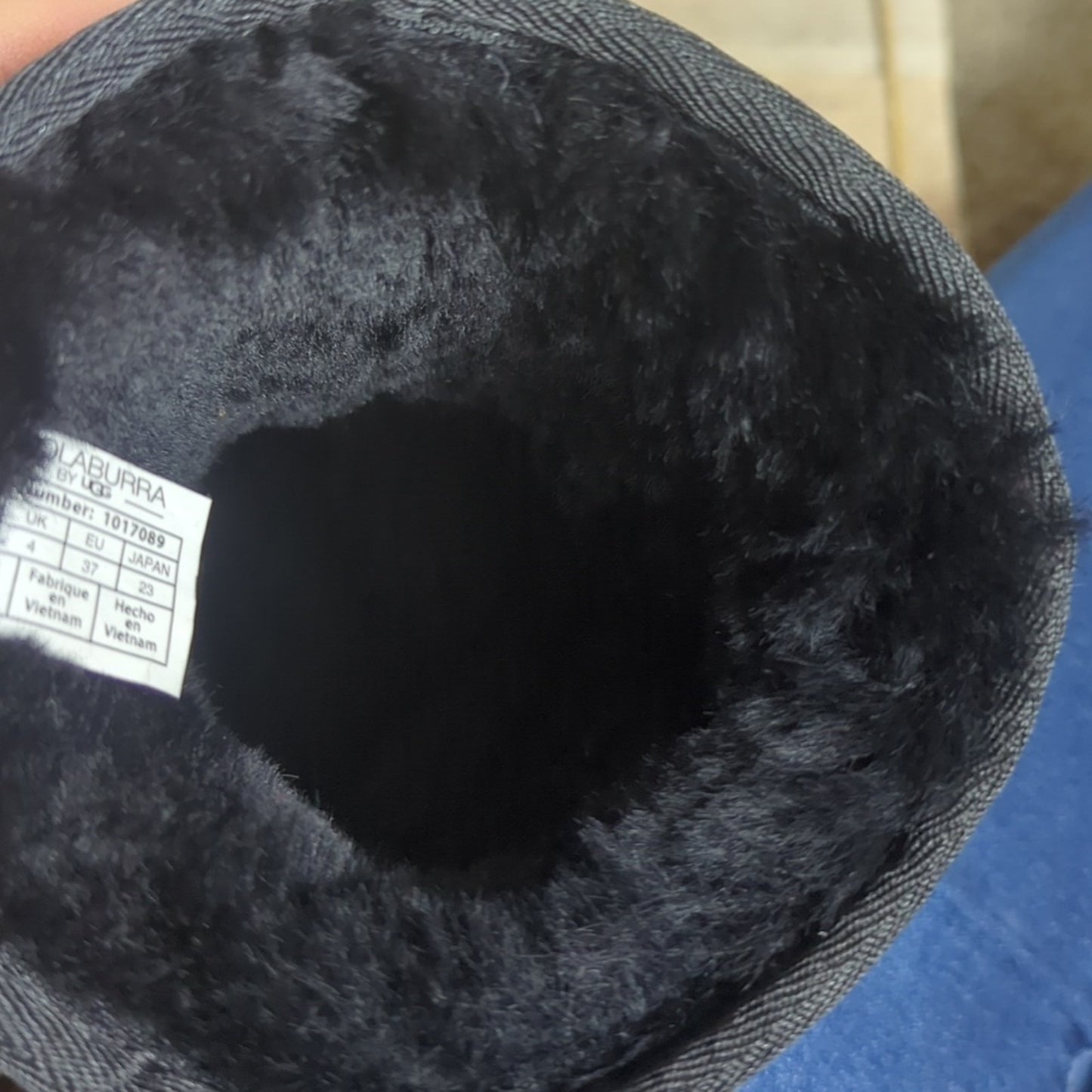 UGG Koolaburra  Slip On Suede Leather Sheepskin Boots Wool/Poly Sherpa Size 6