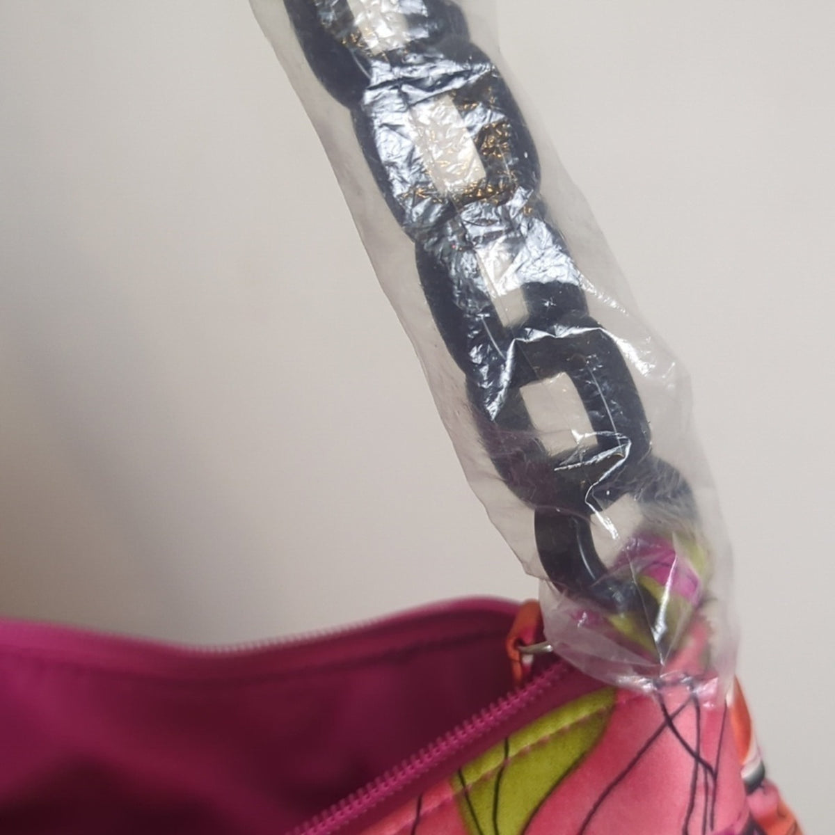 Vintage NWOT Rose Eleanor Shoulder Silk Bag Resin Chain Strap Pink