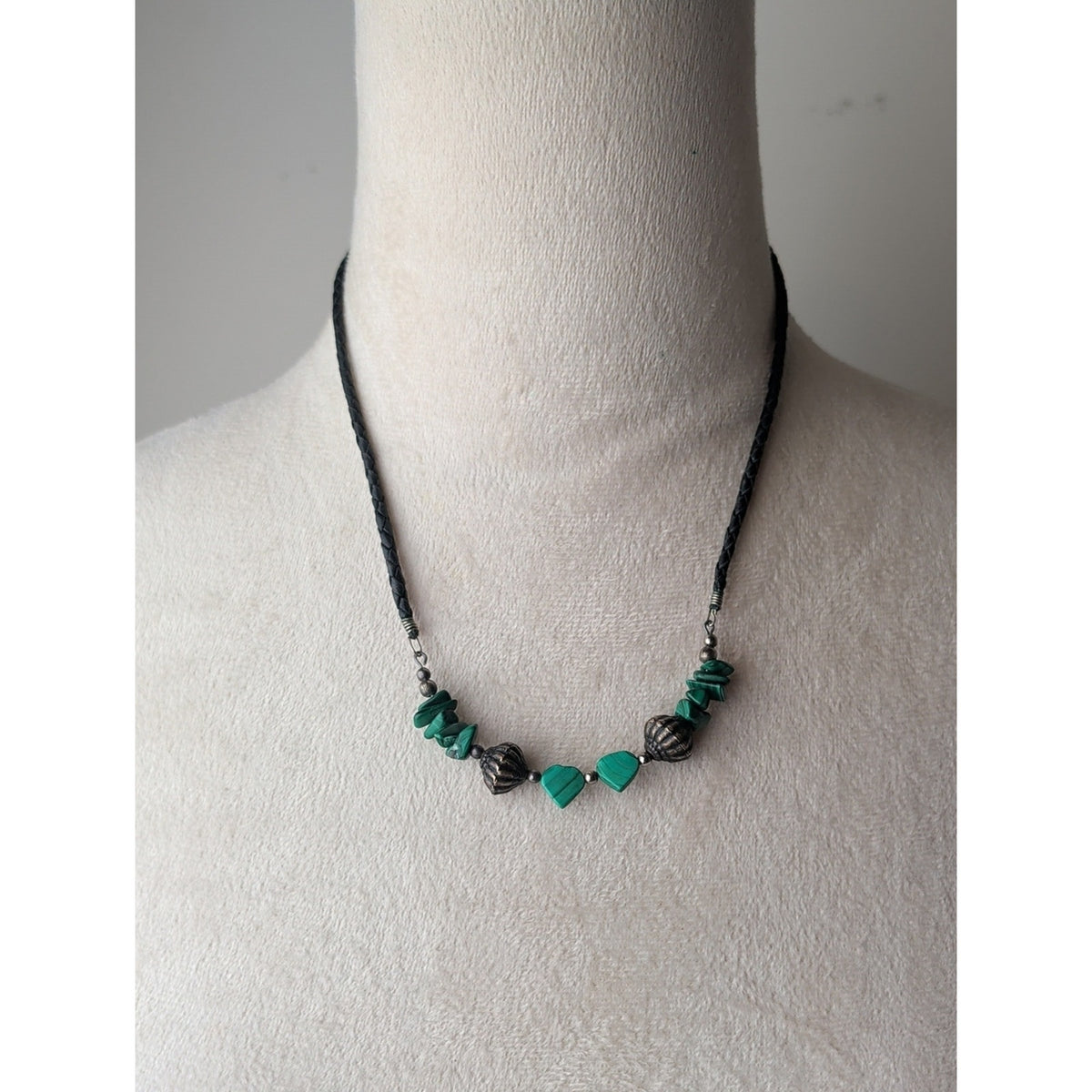 Southwestern Turquoise Color Beaded Necklace Sterling Silver Closure Boho
