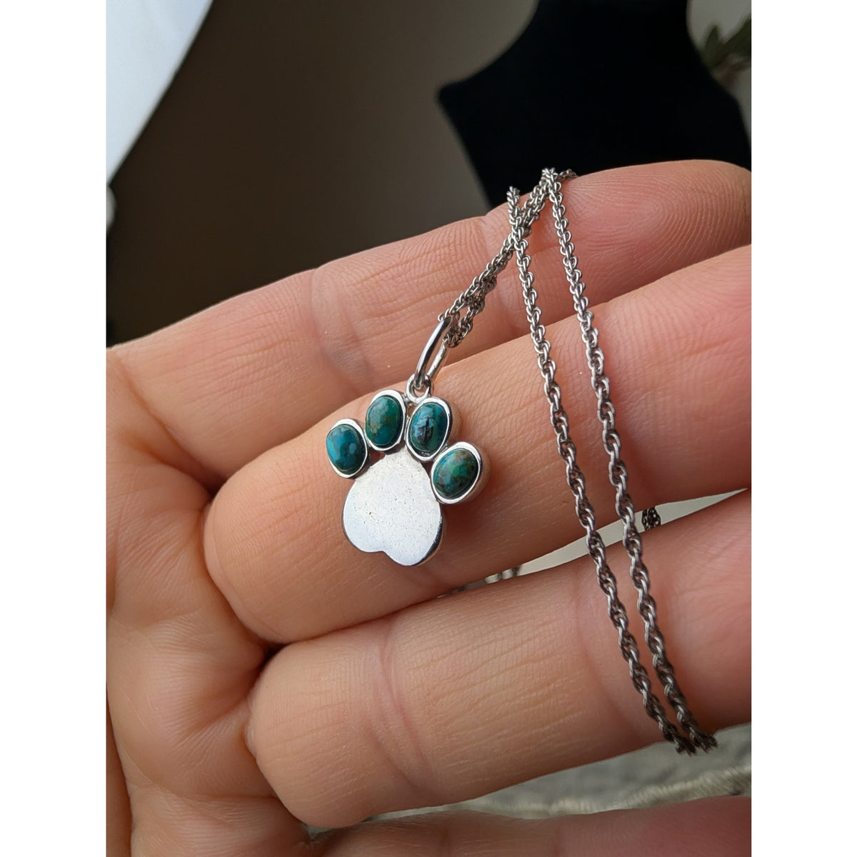 NWT Sterling Silver & Turquoise Pendant Necklace Paw Print