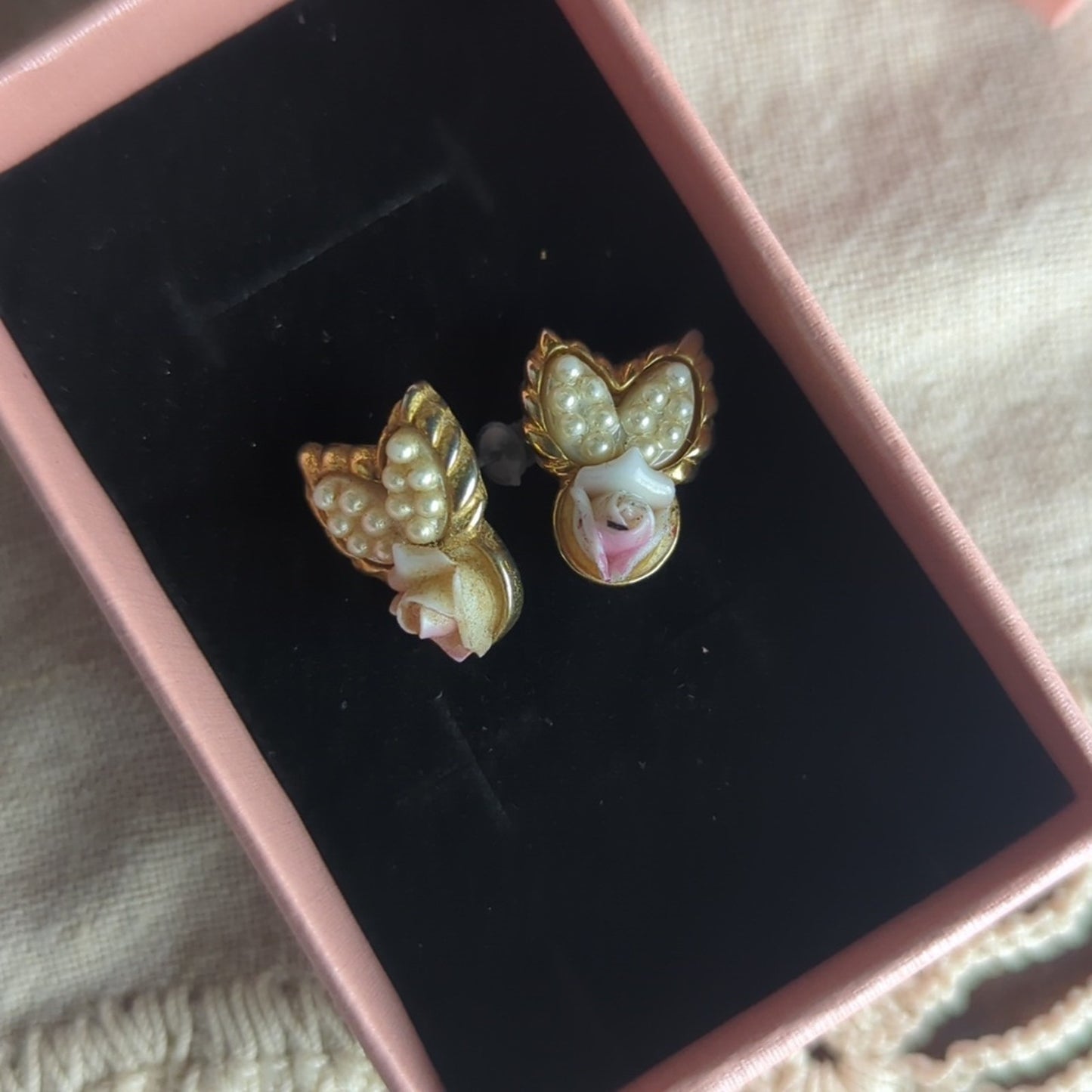 Vintage Y2K Faux Pearl Set | Romantic Statement Earrings & Necklace
