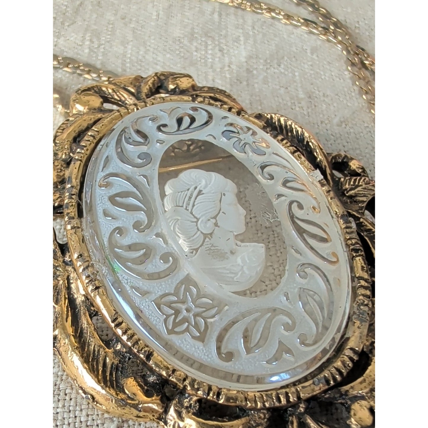 Vintage Reverse Carved Glass Cameo Necklace Brooch Intaglio Victorian Revival