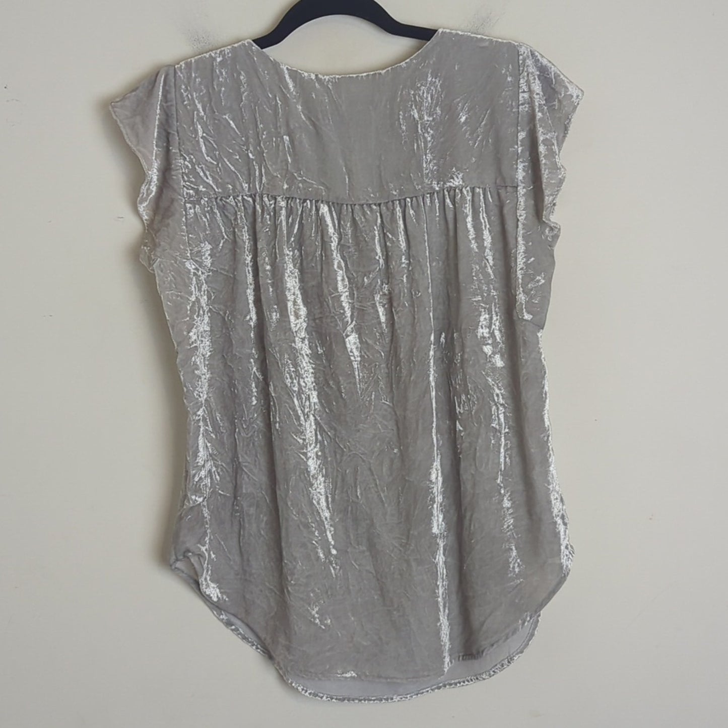 Silver Velvet V-Neck Flutter Sleeve Pullover Babydoll Top Women's Size S