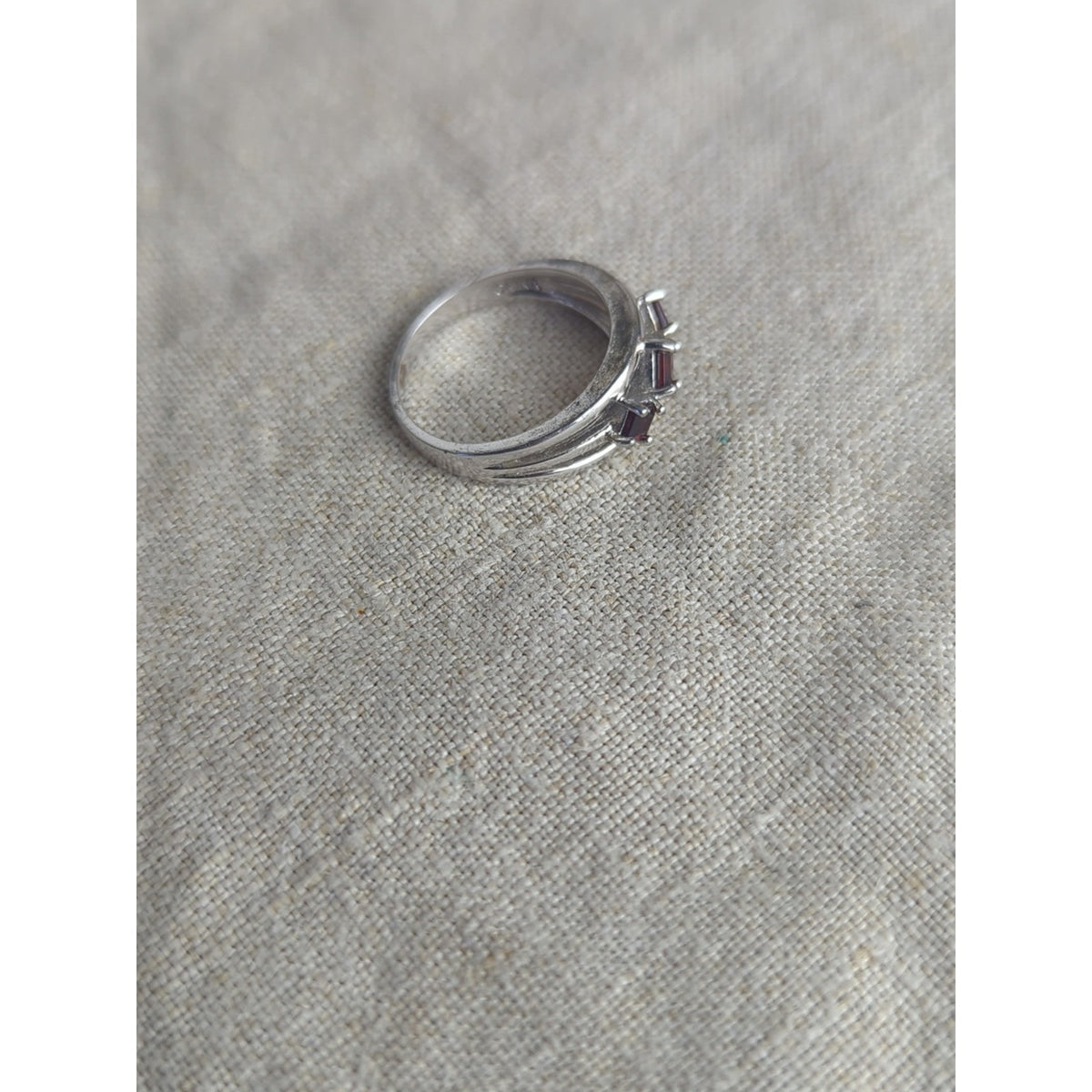 Sterling Silver 925 Red Stone Lattice Band Ring | Geometric Openwork Garnet Tone