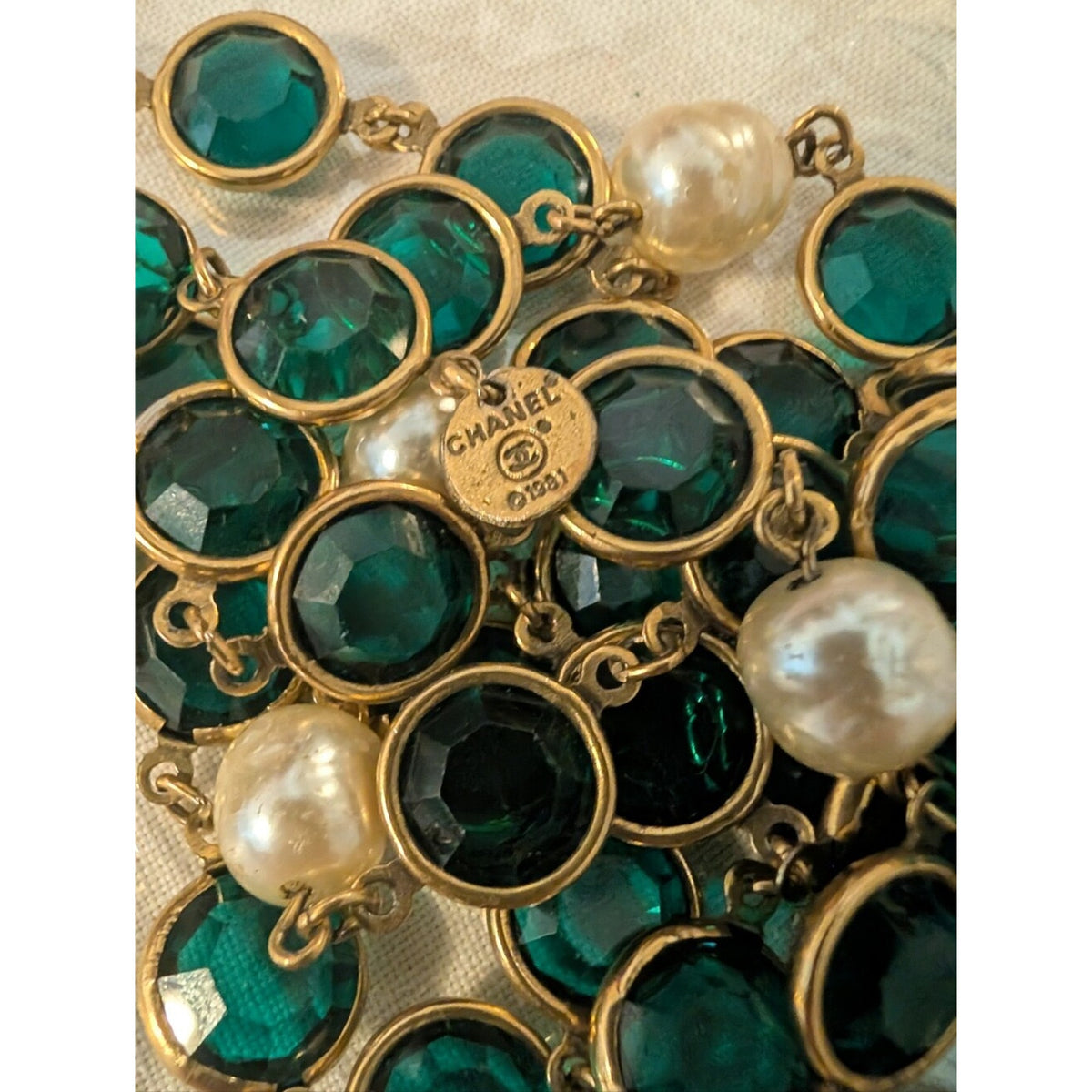 Stunning!!! Chanel Gold-Plated Vintage 1981 Gripoix & Faux Pearl Necklace