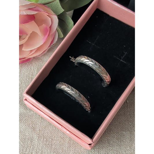 925 Sterling Silver 10K Gold Accent Hoop Earrings Vintage Two Tone Leaf Carved
