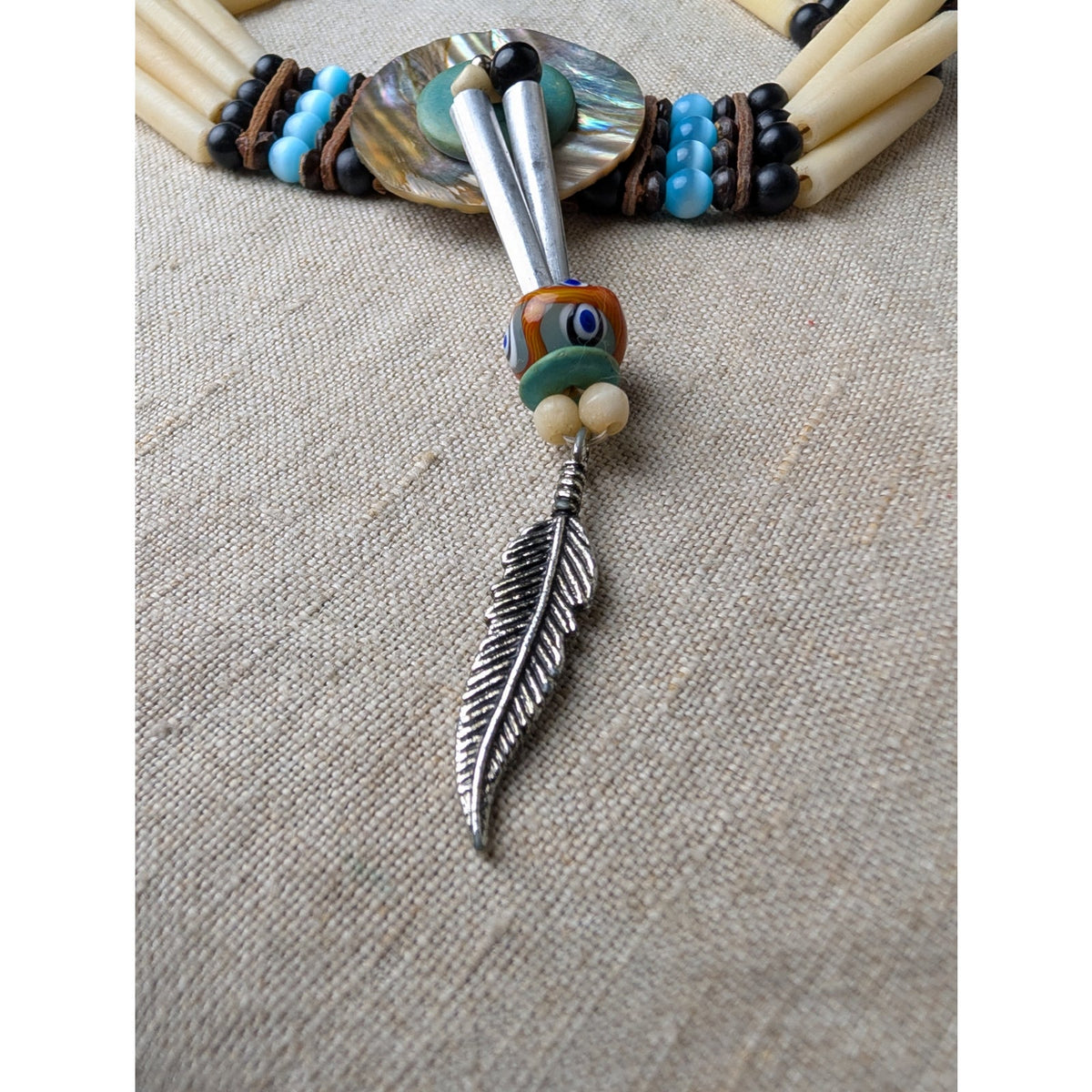 Vintage 80s Southwestern Bone Hairpipe Choker Necklace Blue Cat's Eye Abalone Pendant Boho
