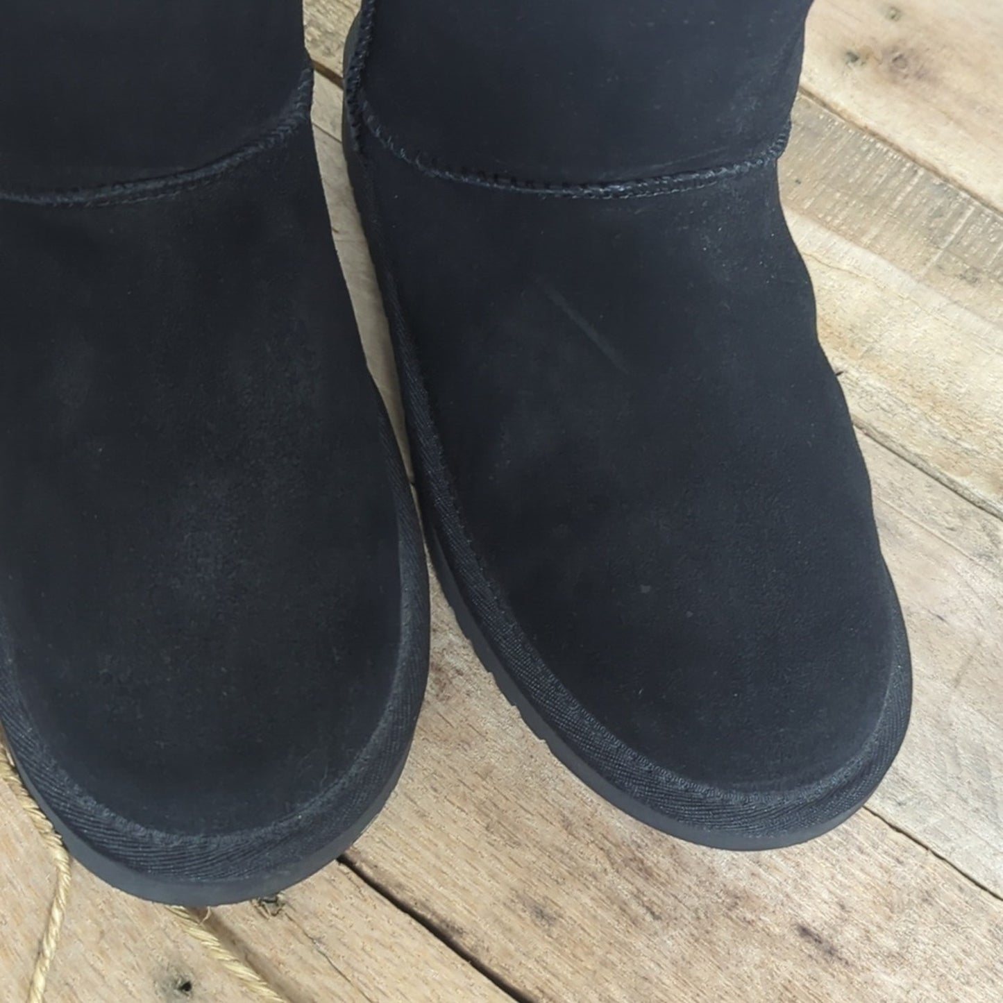 UGG Koolaburra  Slip On Suede Leather Sheepskin Boots Wool/Poly Sherpa Size 6