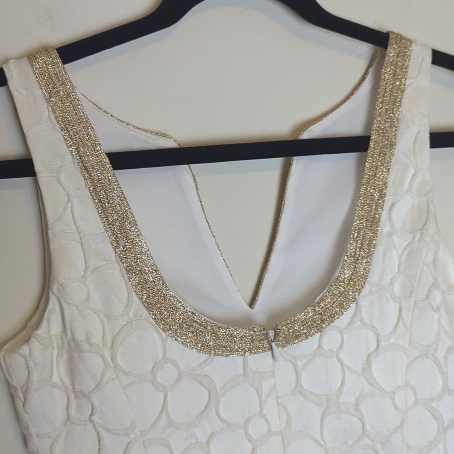Lilly Pulitzer White Textured Shift Gold Trim Cocktail Dress Resort Wear