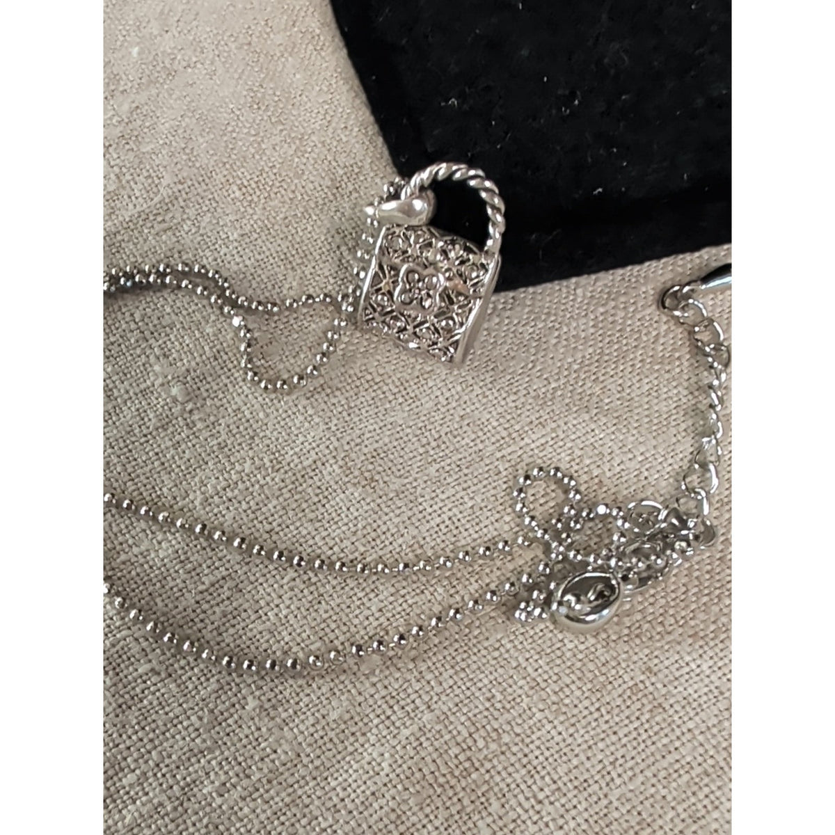 Adorable Silver Tone Purse Pendant Charm Necklace