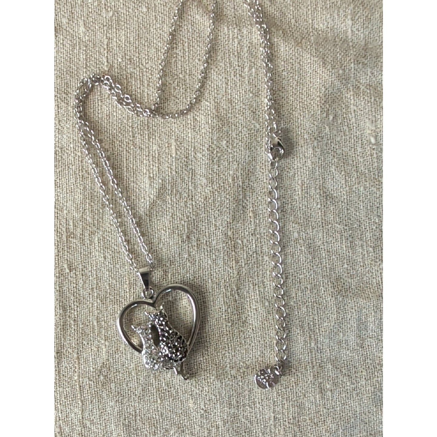 FAC Cat Lover Rhinestone Heart Pendant Silhouette
