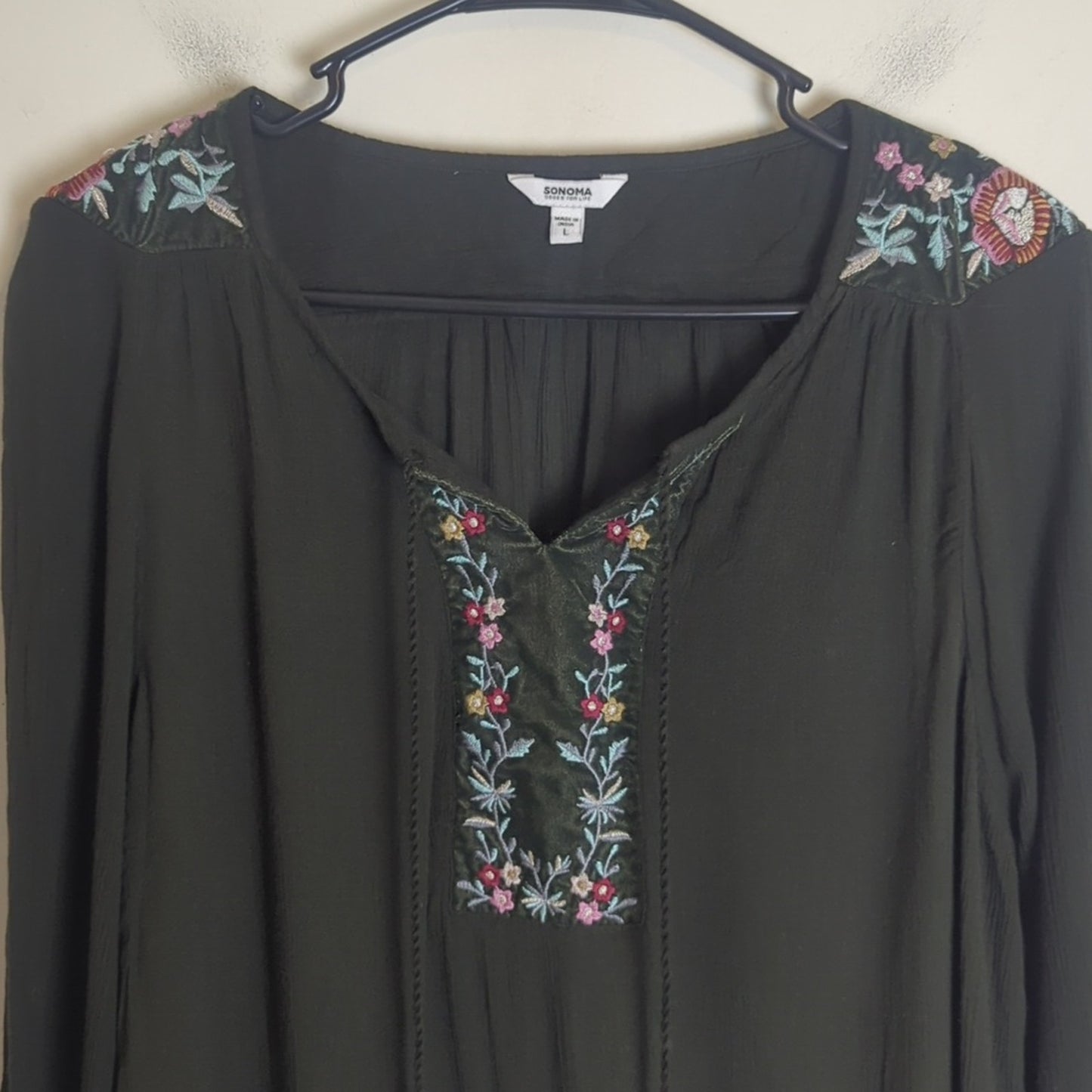 Boho Embroidered Velour Detail Pullover Top Women's Size Large
