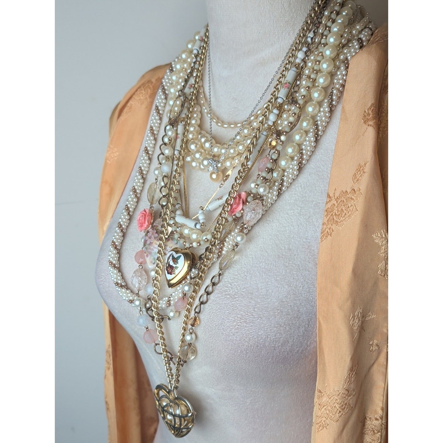 21-Piece Coquette Jewelry Bundle 11 Necklaces, Earrings & Vintage Brooches