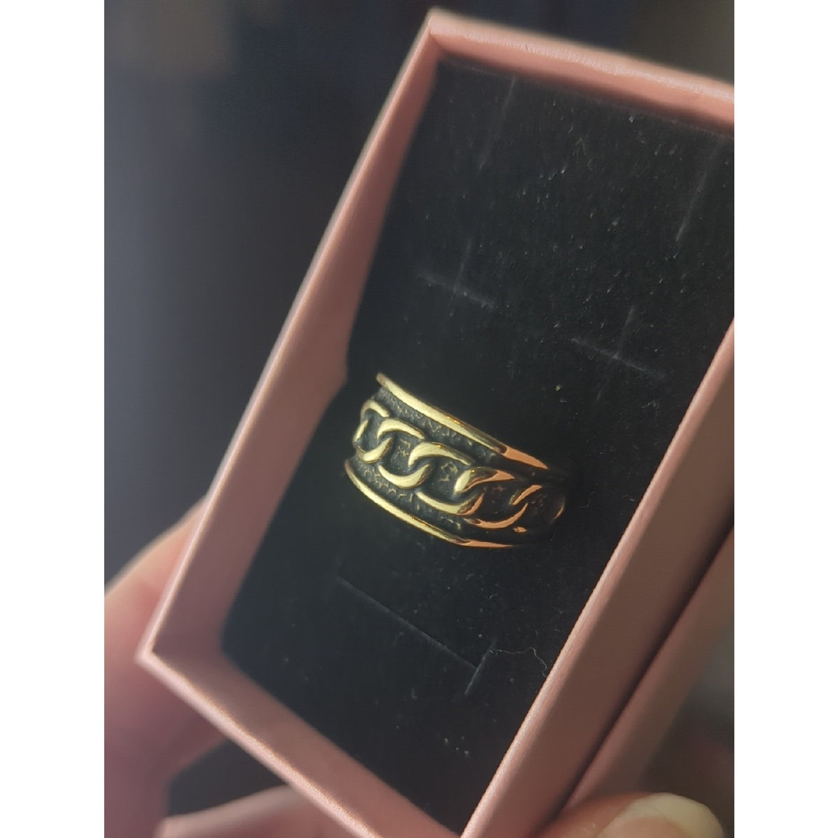 Vintage Castings on Parade Chain Link Ring  Size 7.5 Black Enamel Gold Plated