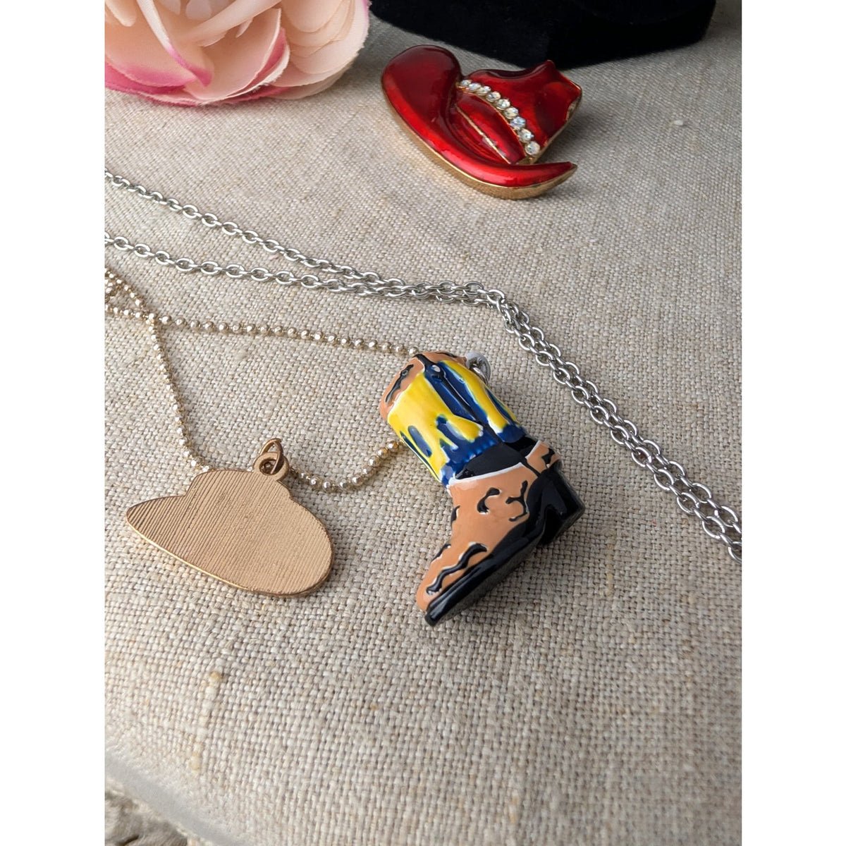 Cowgirl Jewelry Set Necklaces Charms Brooch 80's