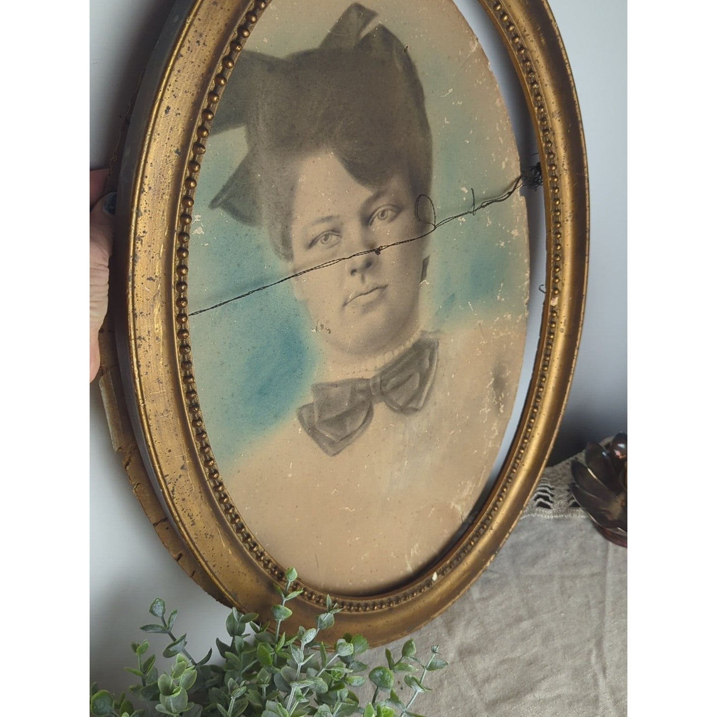 Antique Oval Gilded Frame 22"x16" Early 1900's Edwardian Style