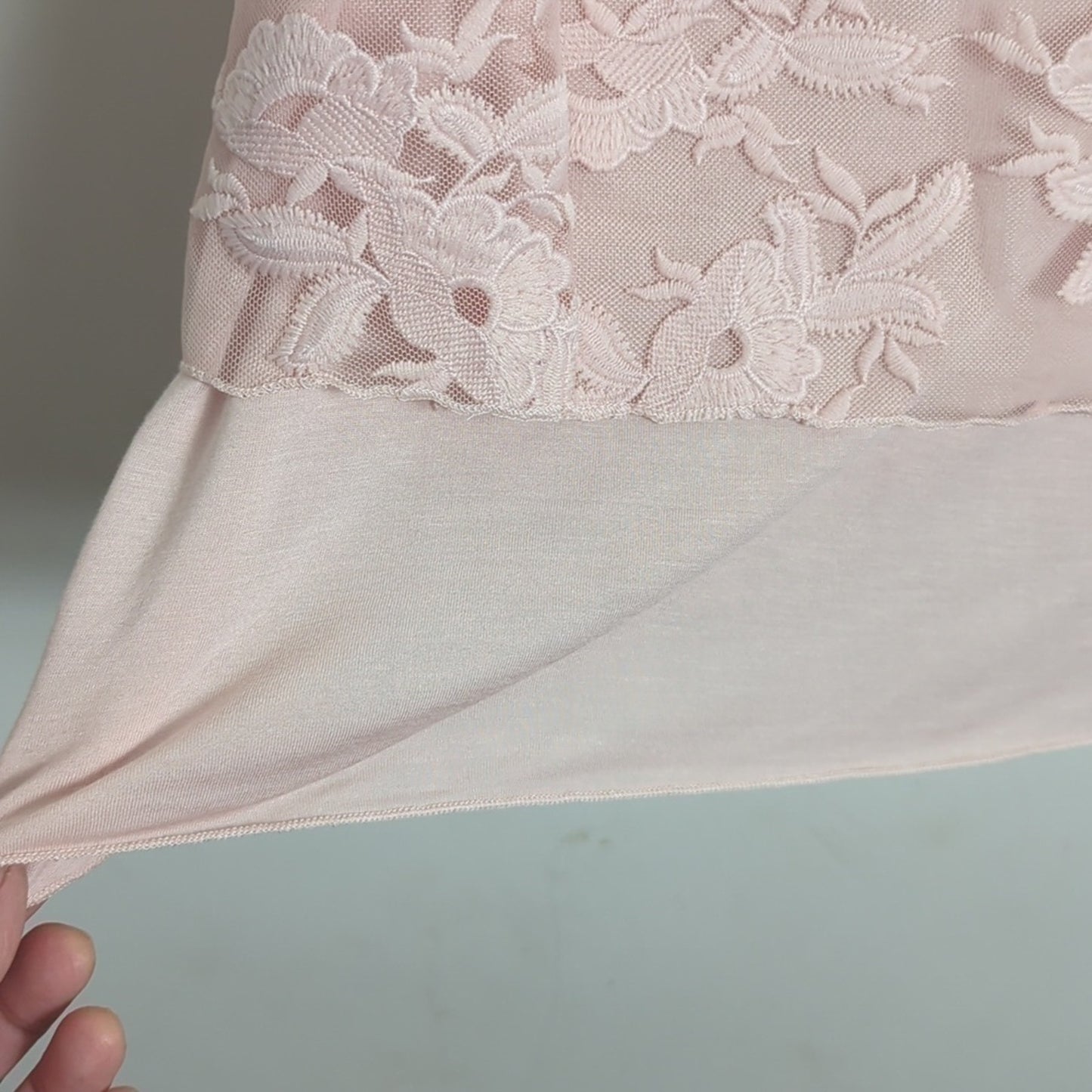 Soft Pink Viscose Pullover Top with Embroidered Panel Women's Size Medium