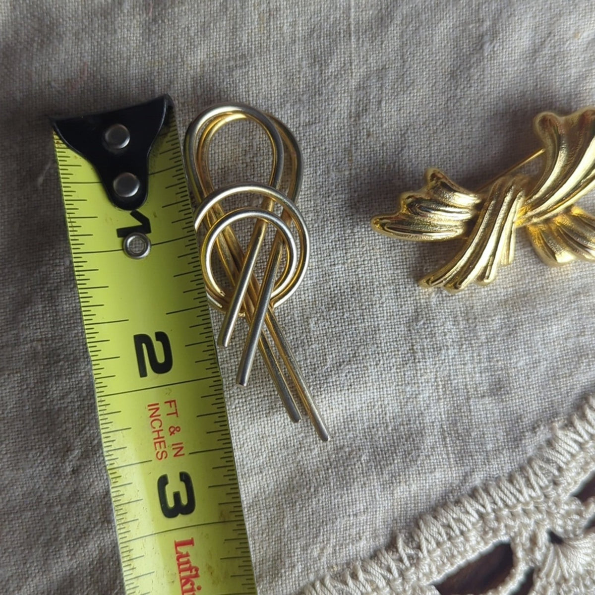 Vintage Signed Brooch Set – Gerry & Sarah Coventry Gold Tone Costume Jewelry