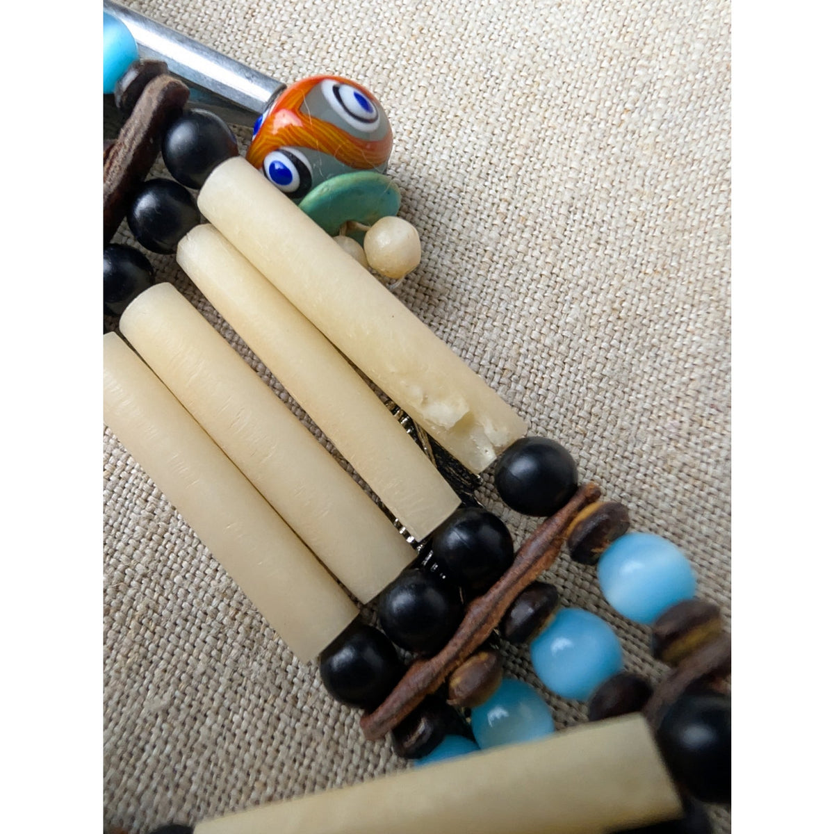Vintage 80s Southwestern Bone Hairpipe Choker Necklace Blue Cat's Eye Abalone Pendant Boho