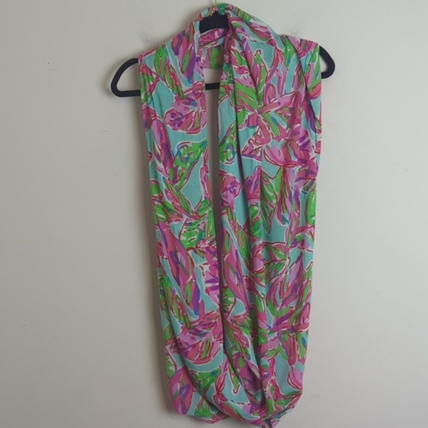 Lilly Pulitzer Infinity Scarf Pink Turquoise Style #4628 Tropical Resort Wear