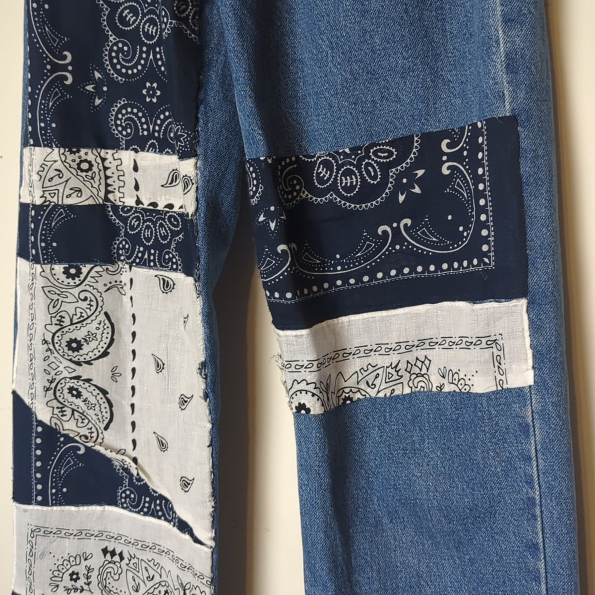 Highwaisted Jeans Upcycled Bandana Denim Y2K Streetwear