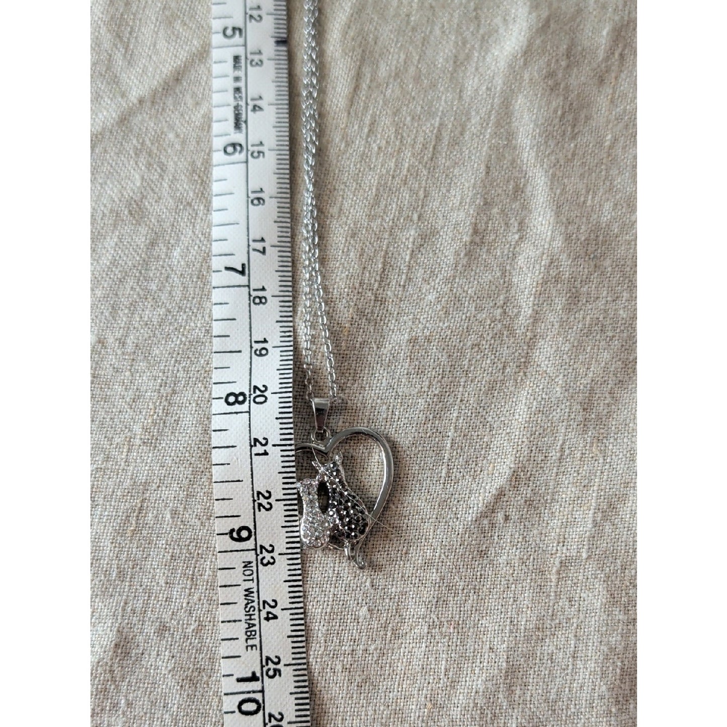 FAC Cat Lover Rhinestone Heart Pendant Silhouette