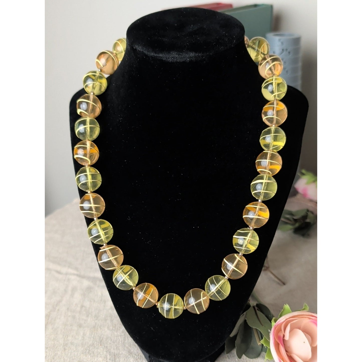 Mod Hong Kong 1960s Atomic Orb Retro Fashion Necklace