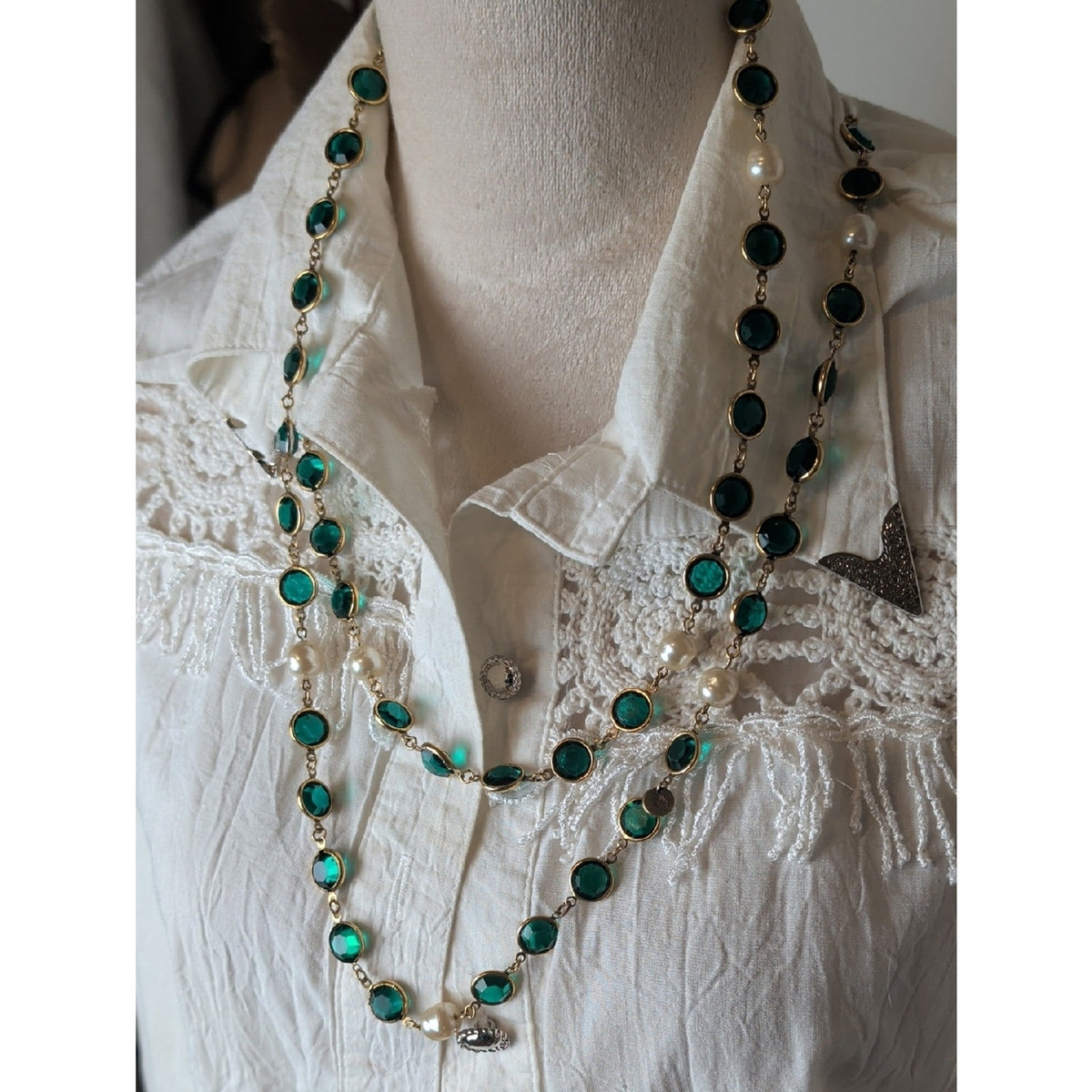 Stunning!!! Chanel Gold-Plated Vintage 1981 Gripoix & Faux Pearl Necklace