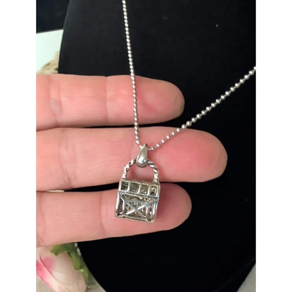 Adorable Silver Tone Purse Pendant Charm Necklace