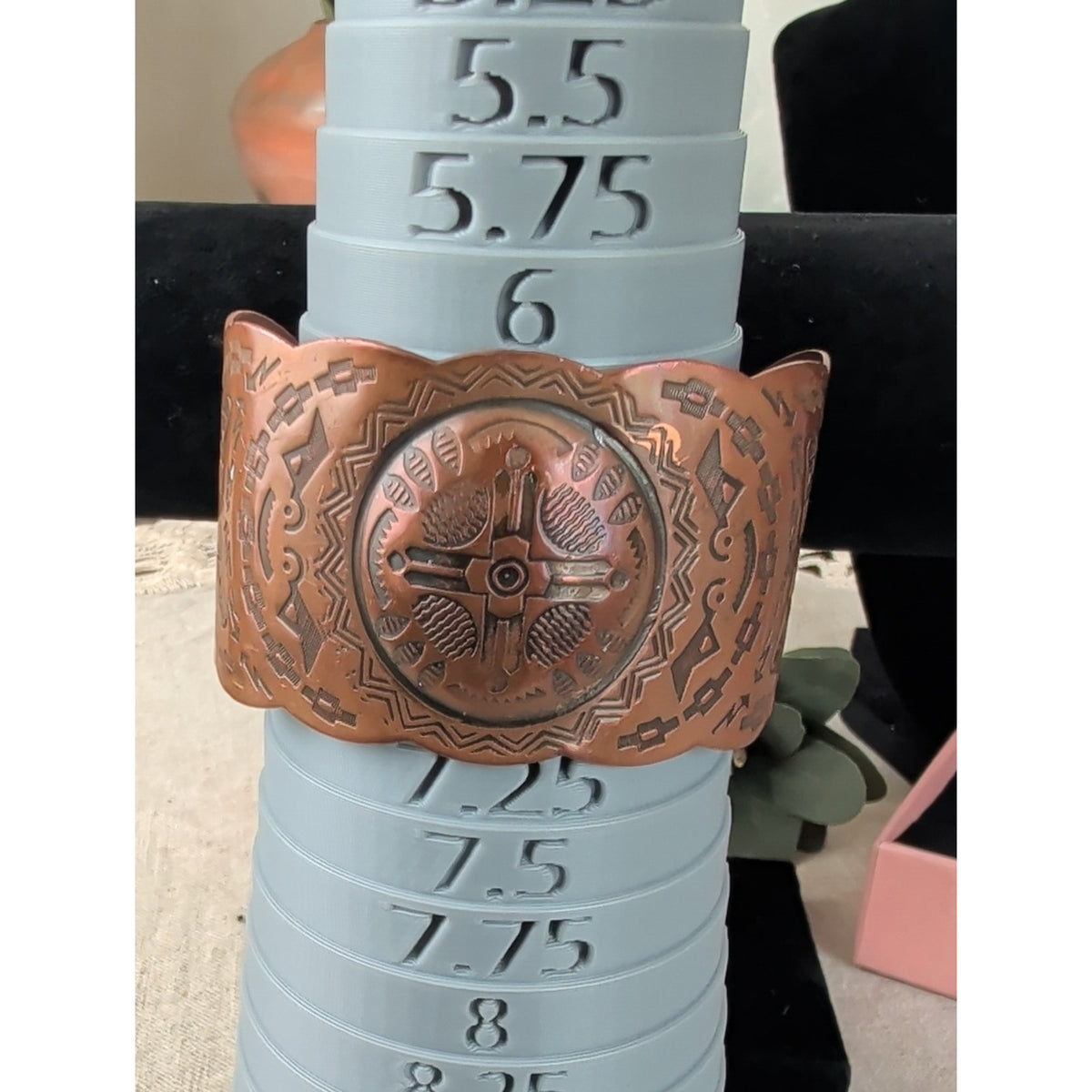 Vintage 1970s Bell Trading Post Solid Copper Repoussé Southwestern Cuff Bracelet