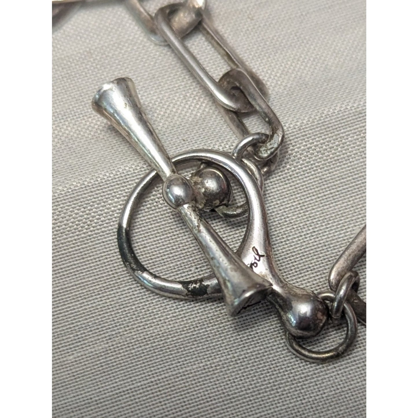 Fossil Chunky Toggle Chain Necklace Silver Tone  Heritage Link Statement