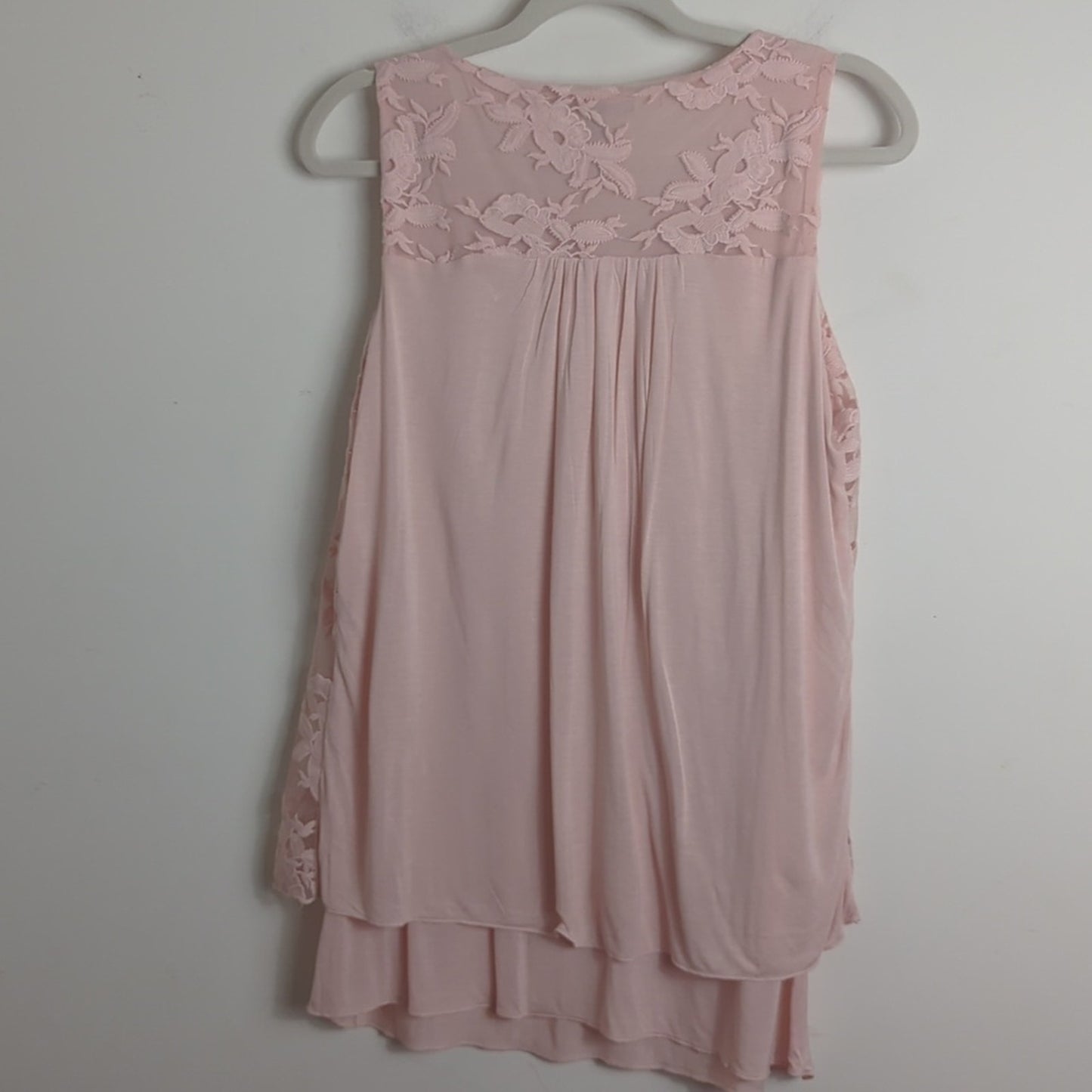 Soft Pink Viscose Pullover Top with Embroidered Panel Women's Size Medium