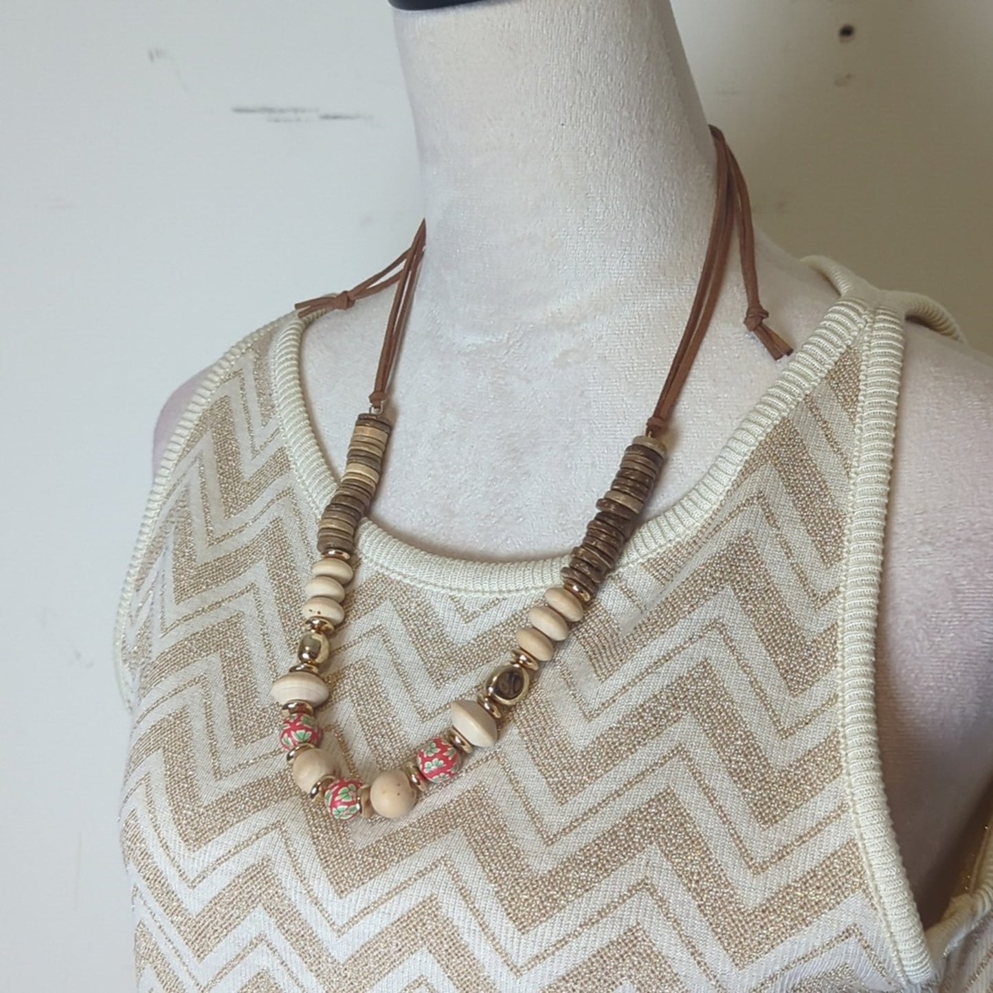 Y2K Vera Bradley Boho Luxury Painted Necklace With Suede Leather Strap