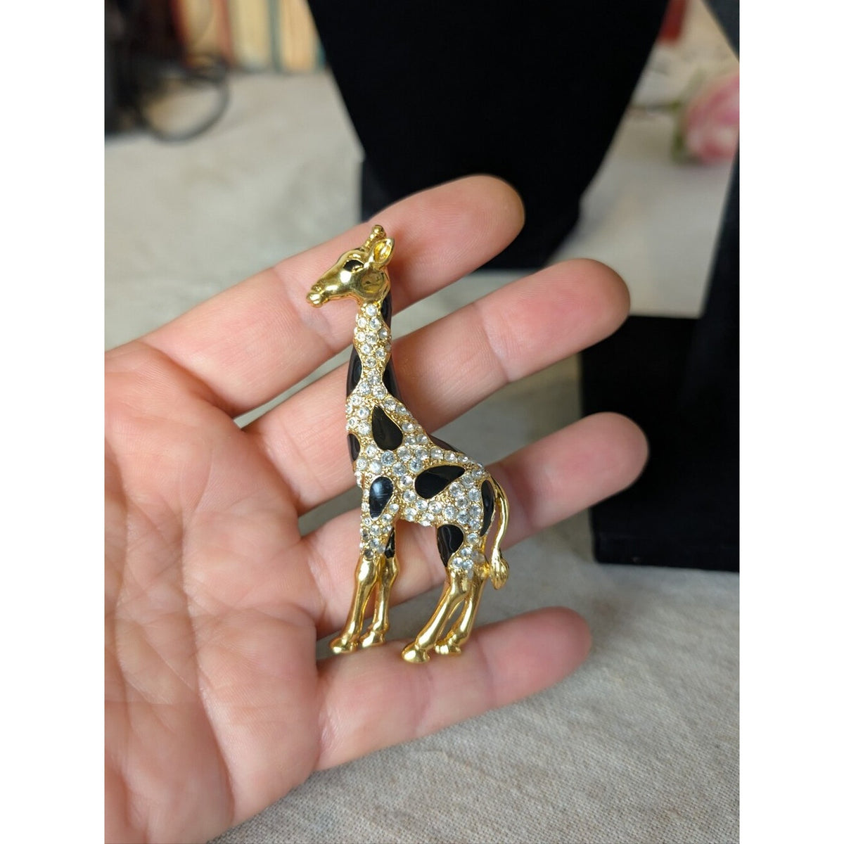 Vintage Giraffe Rhinestone Brooch Gold Tone Black Enamel Safari Glam