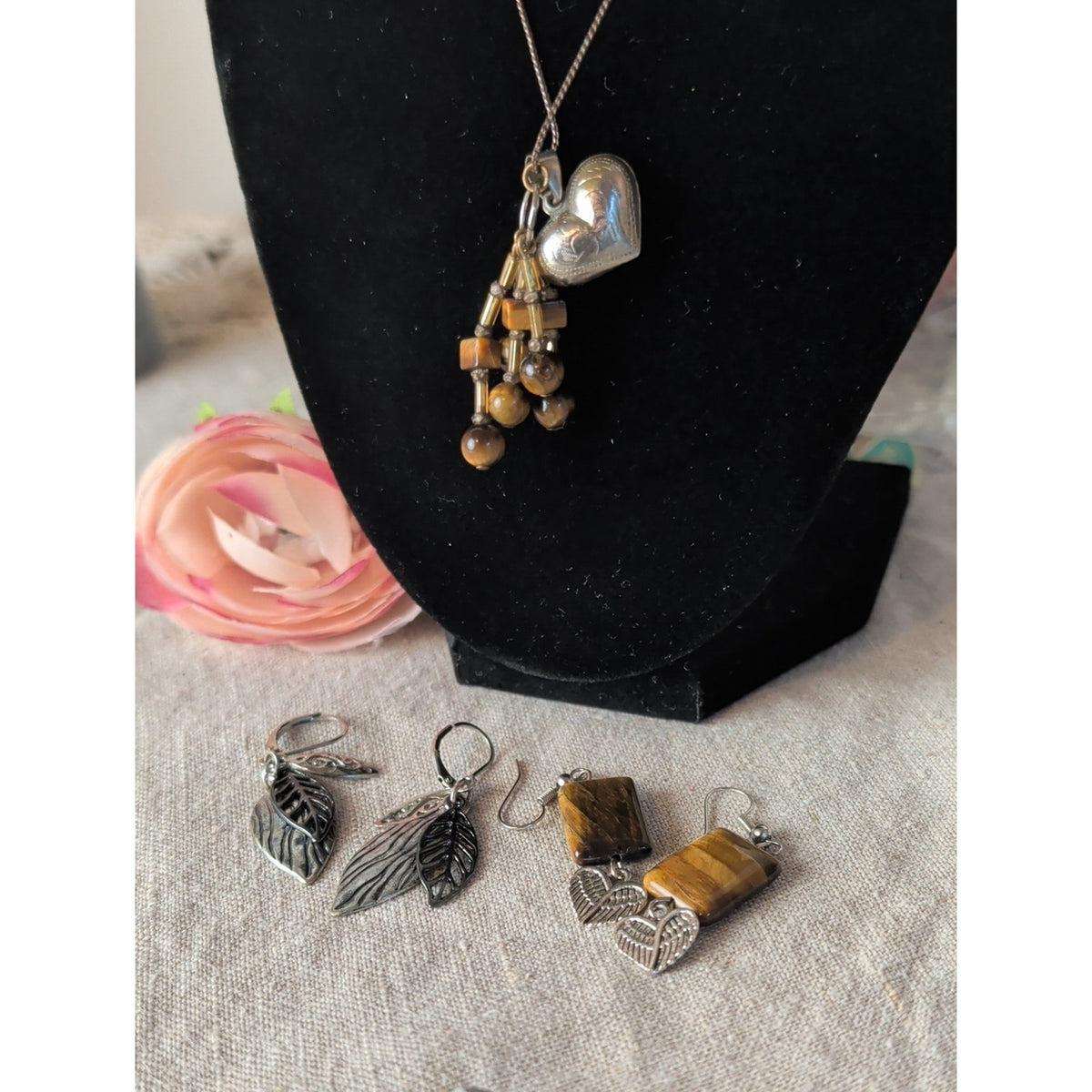 Vintage Free Spirit Jewelry Set Tiger Eye Heart Wing Earrings Romantic Pendant