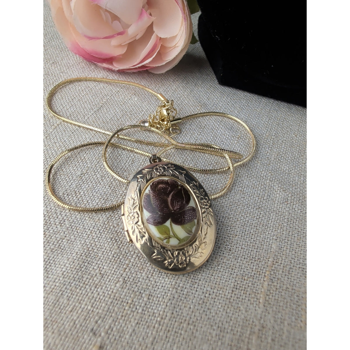 Vintage Cameo Locket Floral Pendant Necklace Revival Jewelry Gold Tone