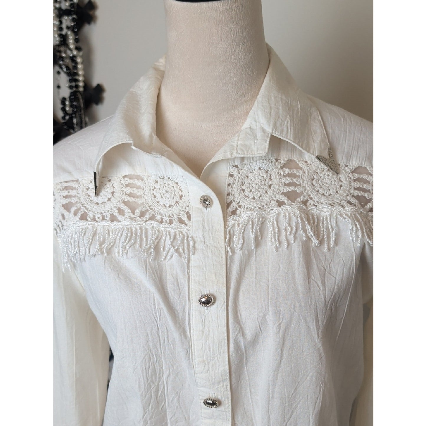 Vintage Lilia Smitty Western Fringe Blouse White Crochet Lace Fringe