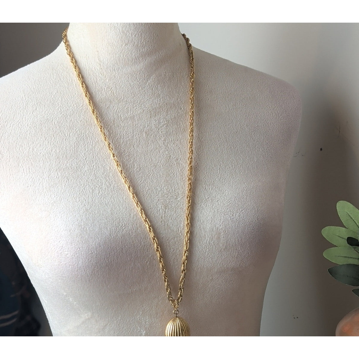Vintage Monet Gold Tone Tassel Necklace Long Sautoir Statement Chain