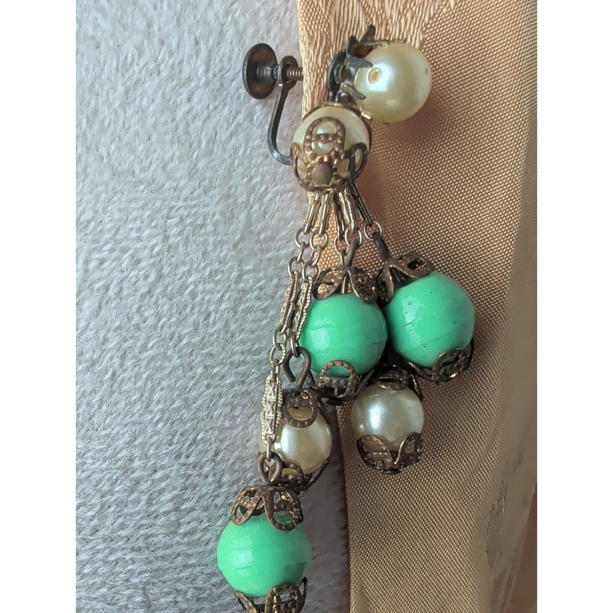 Vintage Seafoam Green Bead Glass Pearl Filigree Necklace & Screw Back Earrings