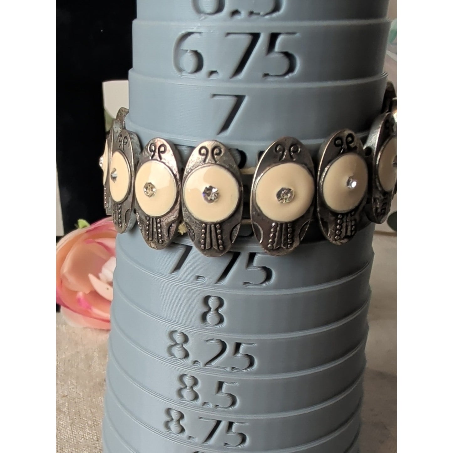 Vintage Cream and Silver Southwestern Meets Art Deco Stretch Bracelet