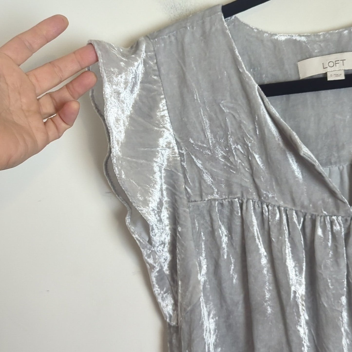 Silver Velvet V-Neck Flutter Sleeve Pullover Babydoll Top Women's Size S