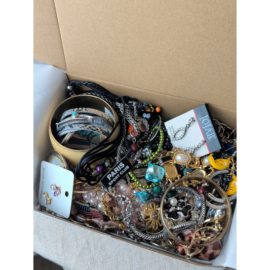 Mystery Wearable Jewelry Lot Treasure Hunt! 2 Lbs!!