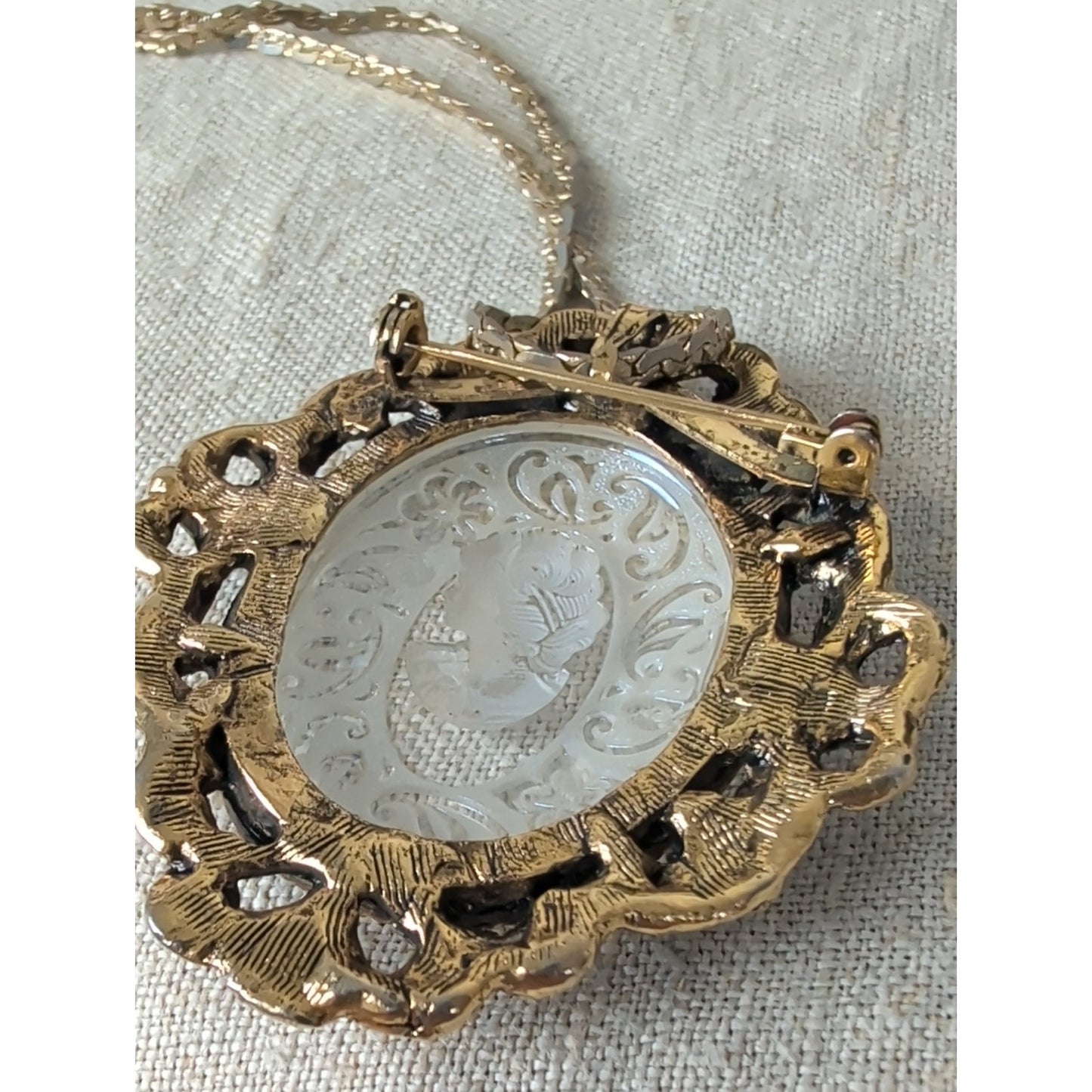 Vintage Reverse Carved Glass Cameo Necklace Brooch Intaglio Victorian Revival