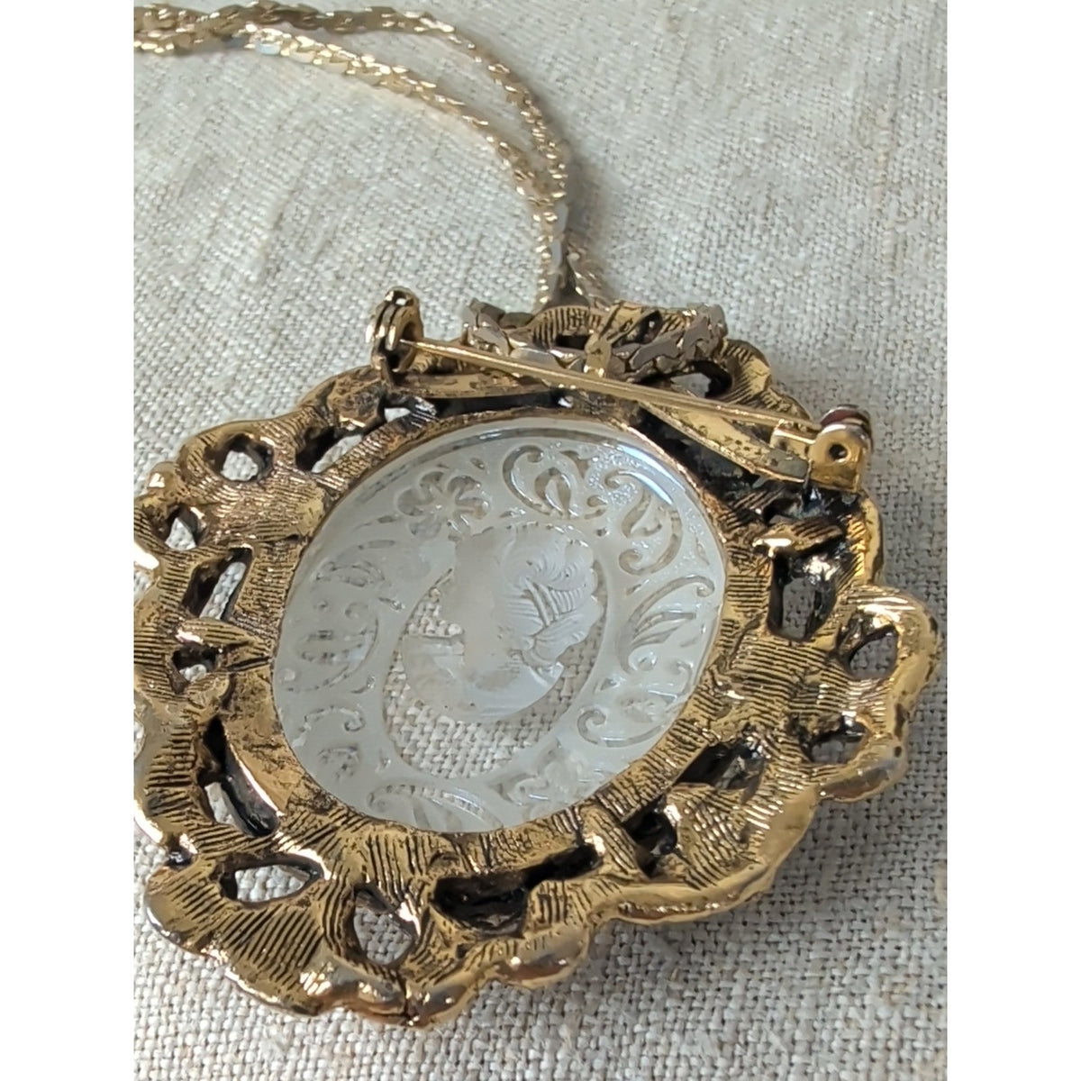 Vintage Reverse Carved Glass Cameo Necklace Brooch Intaglio Victorian Revival