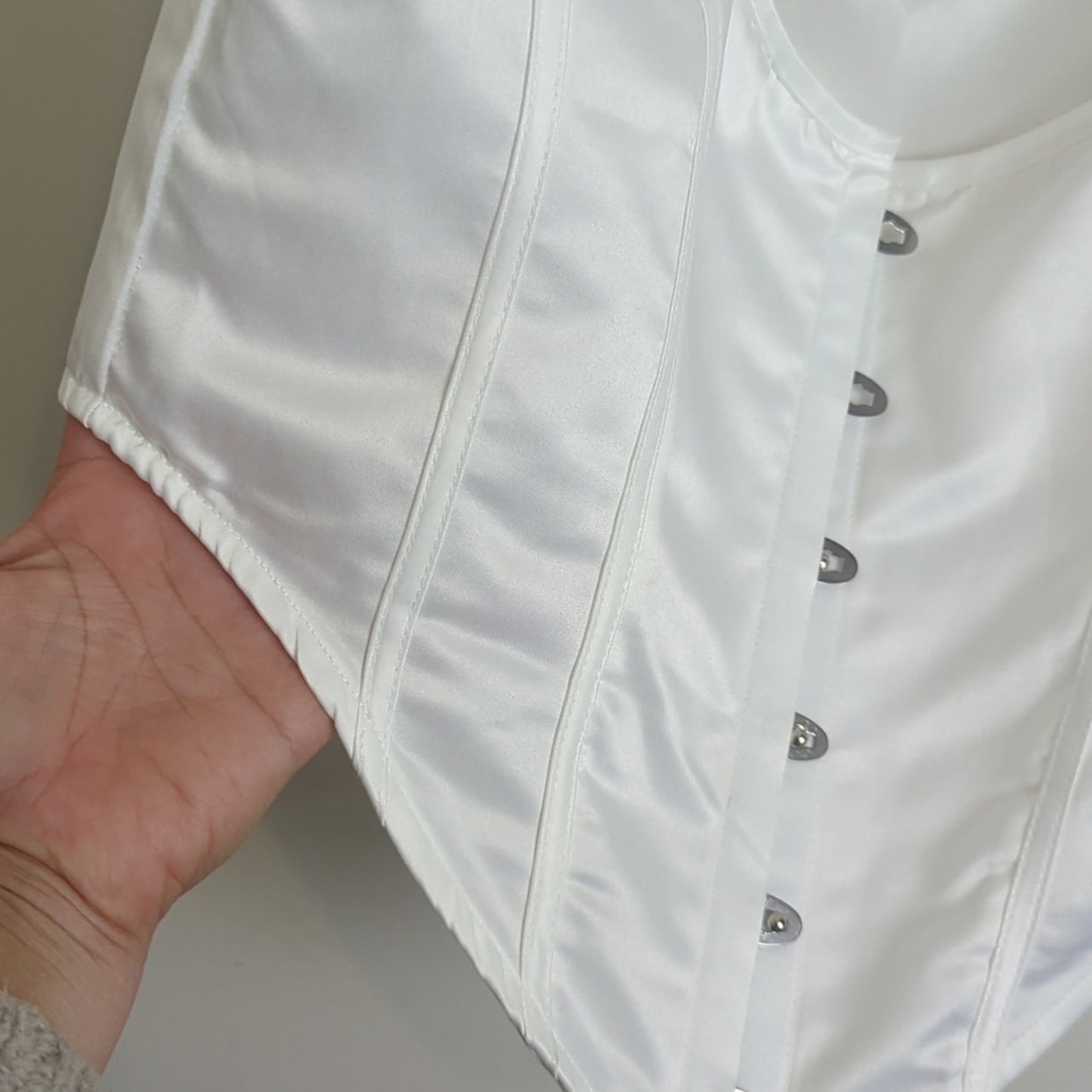 Pretty Little Thing White Corset Top Metal Clasp Closure Women's Size 10